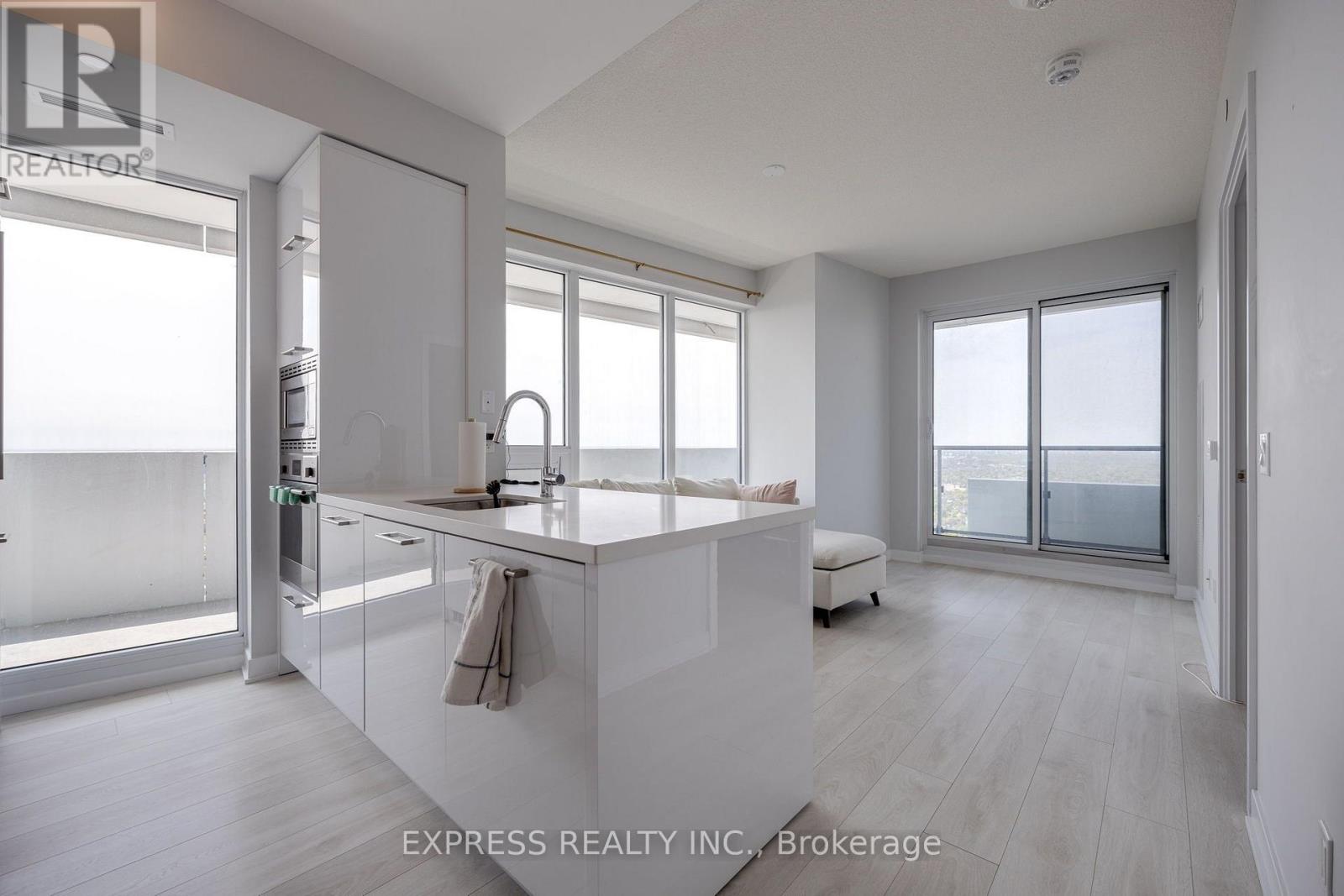 5209 - 2221 Yonge Street, Toronto, Ontario  M4S 2B4 - Photo 5 - C13583414