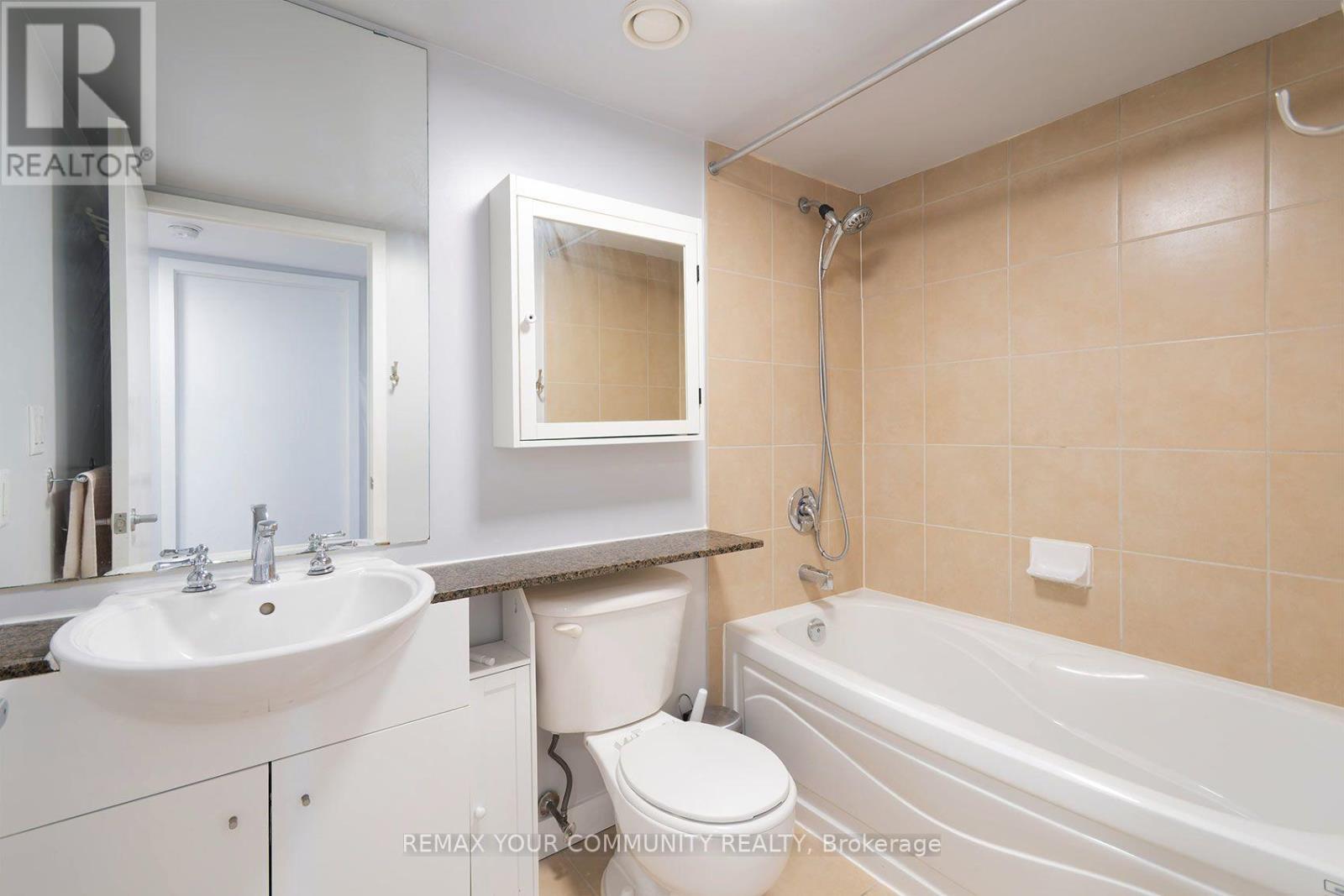 2103 - 381 Front Street W, Toronto, Ontario  M5V 3R8 - Photo 22 - C13583442