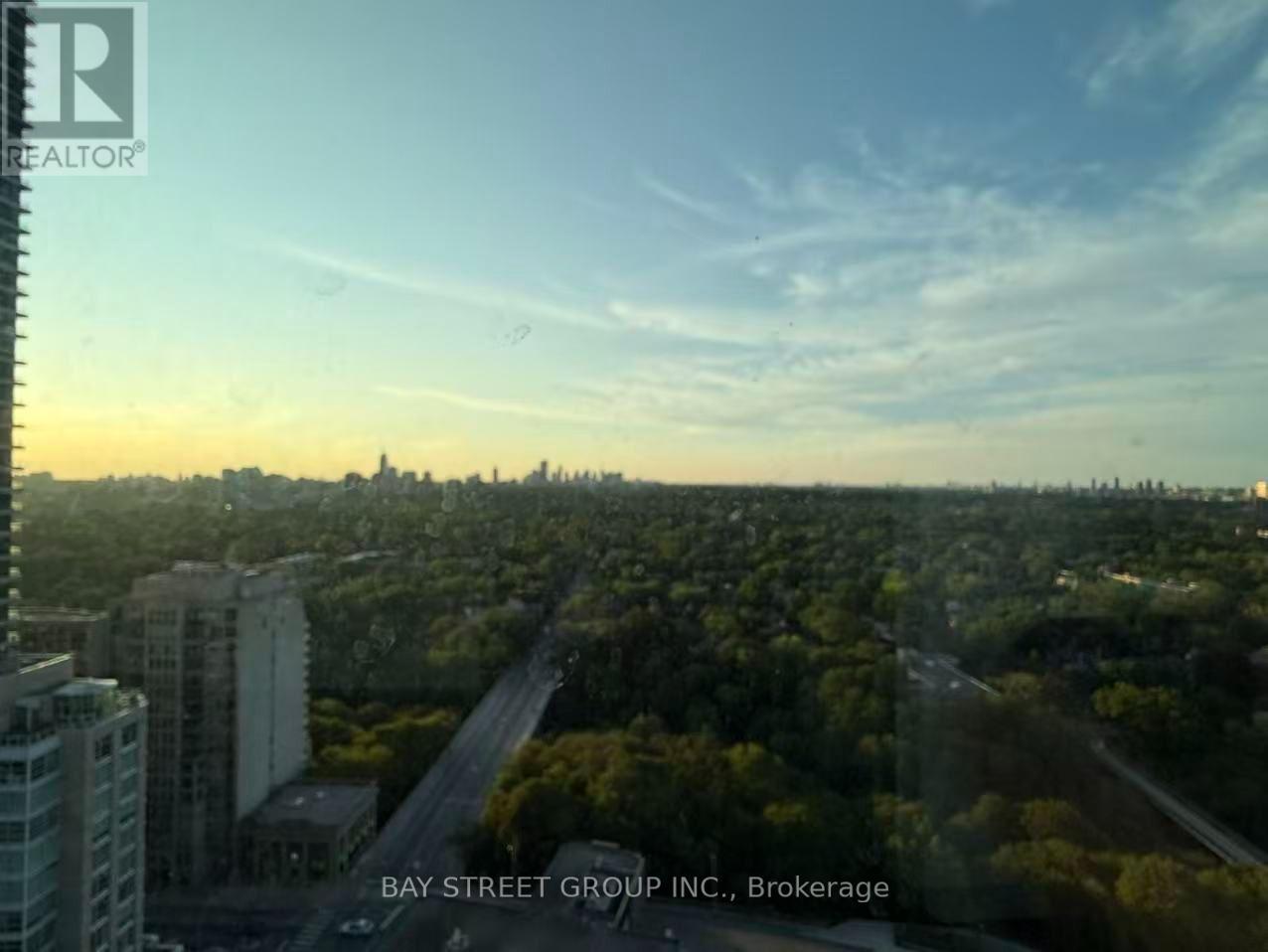 2604 - 609 Sherbourne Street, Toronto, Ontario  M4X 0A4 - Photo 12 - C13583498
