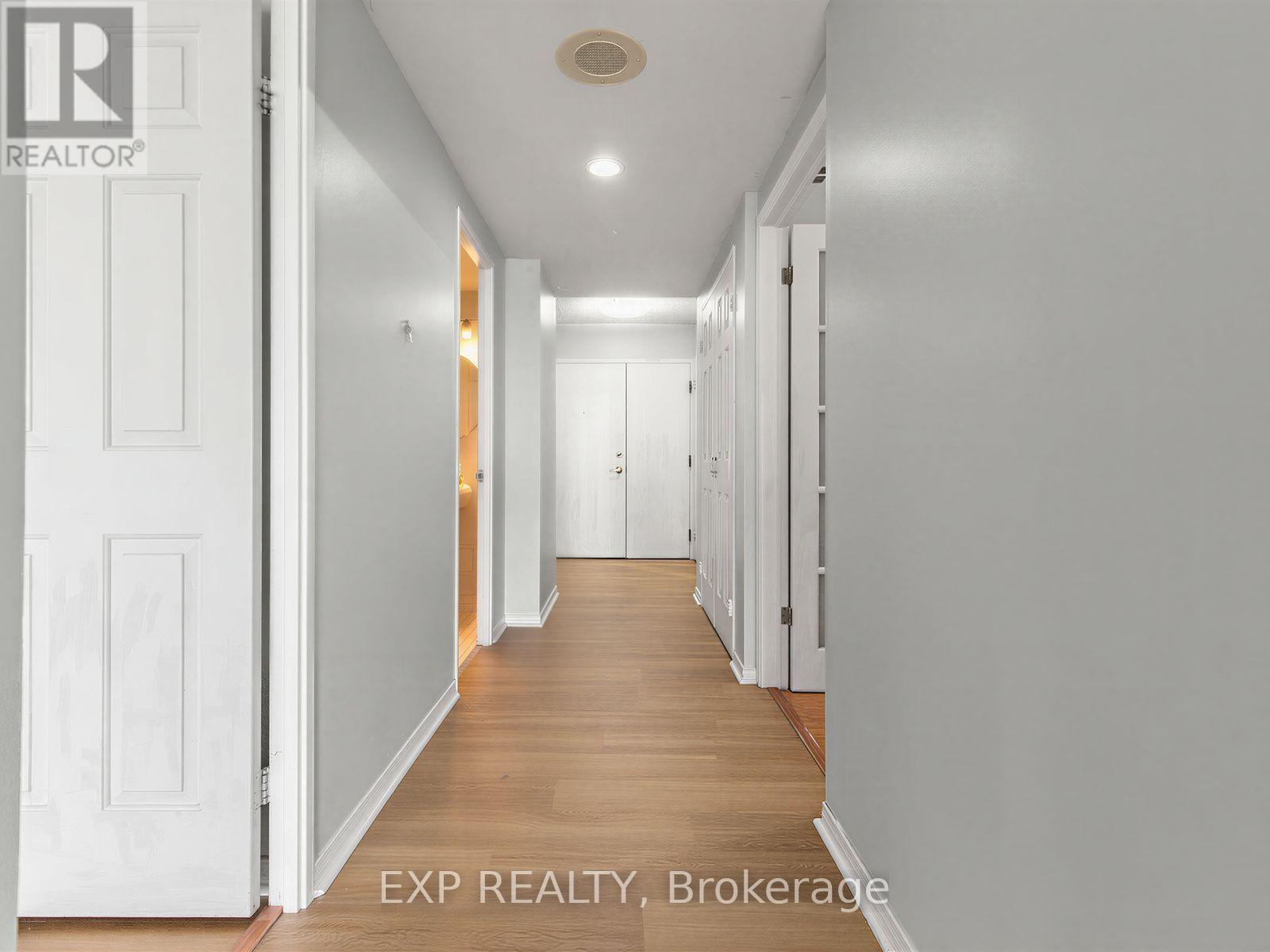 1902 - 131 Beecroft Road, Toronto, Ontario  M2N 6G9 - Photo 2 - C13583522