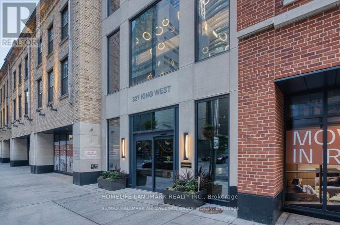 805 - 327 King Street W, Toronto, Ontario M5V 0W7 - Photo 1 - C13583574