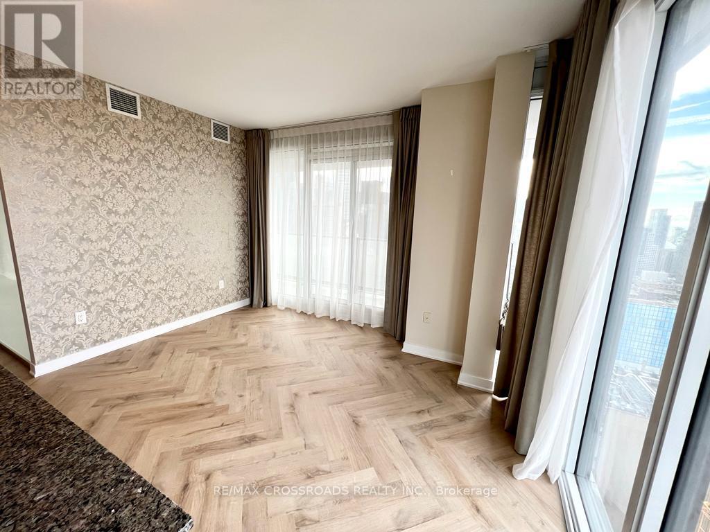 3803 - 426 University Avenue, Toronto, Ontario M5G 1S9 - Photo 8 - C13583596