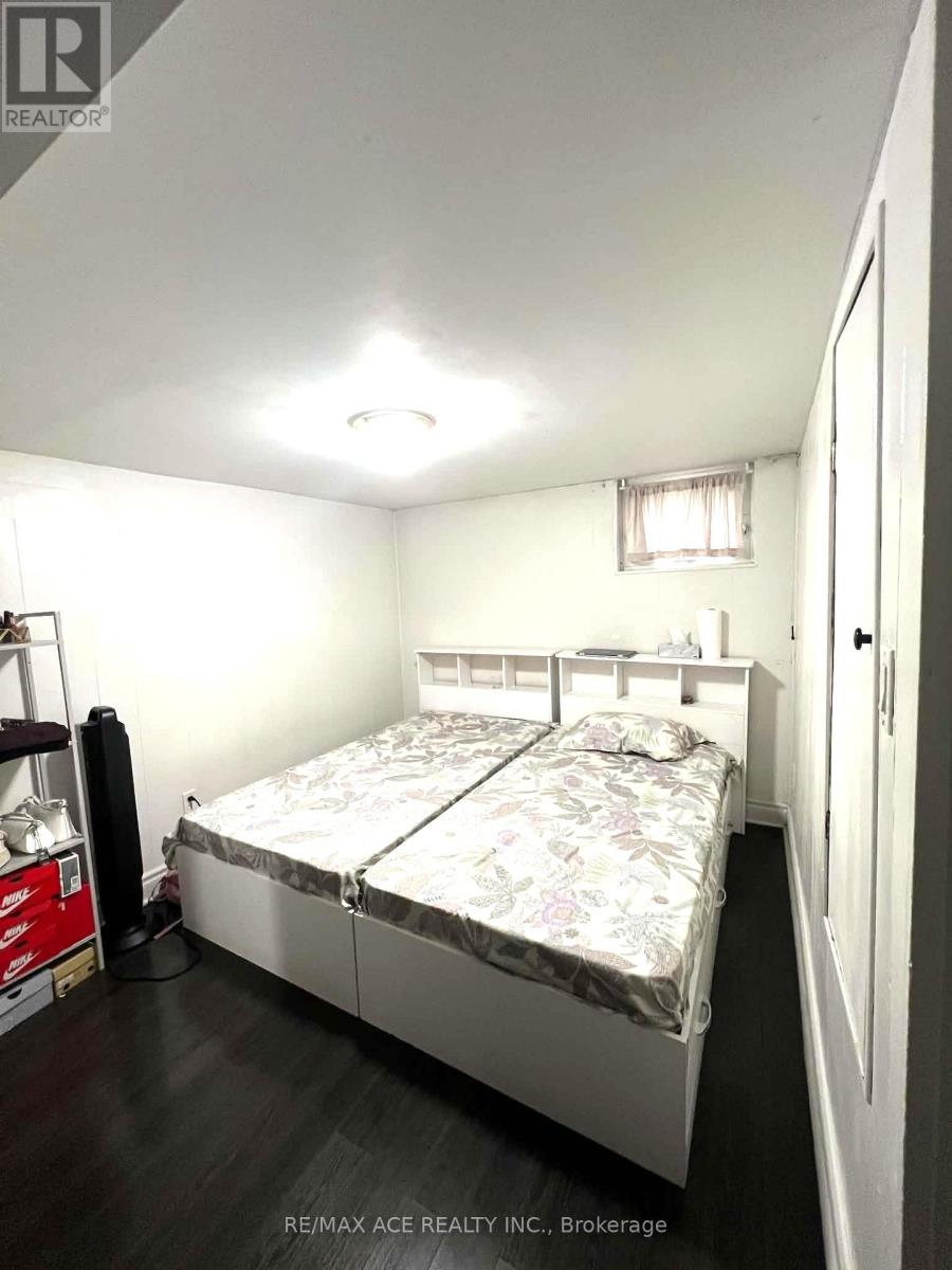 Bsmt - 38 Celeste Drive, Toronto, Ontario  M1E 2V1 - Photo 7 - E13583422