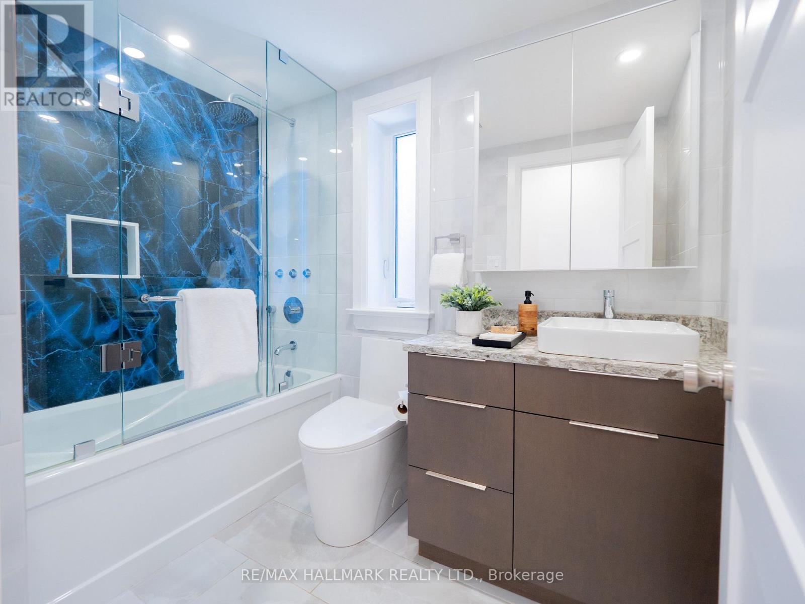 65 Hampton Avenue, Toronto, Ontario  M4K 2Y7 - Photo 26 - E13583458