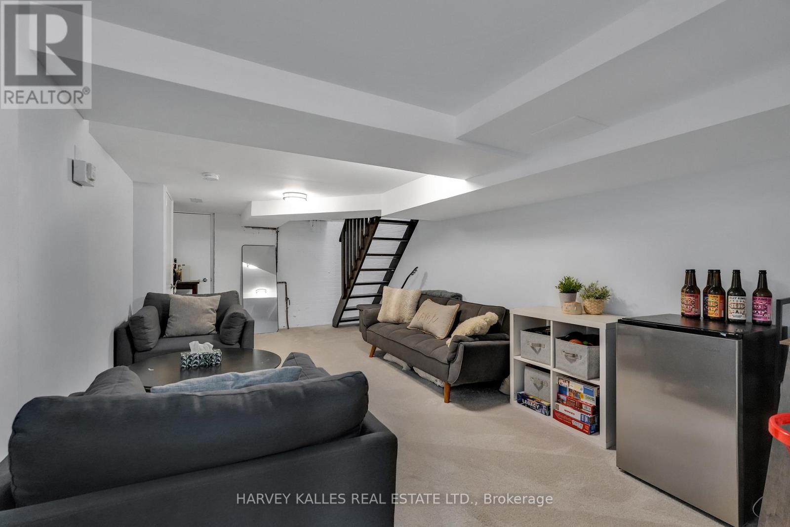 62 Golfview Avenue, Toronto, Ontario  M4E 2K2 - Photo 35 - E13583466