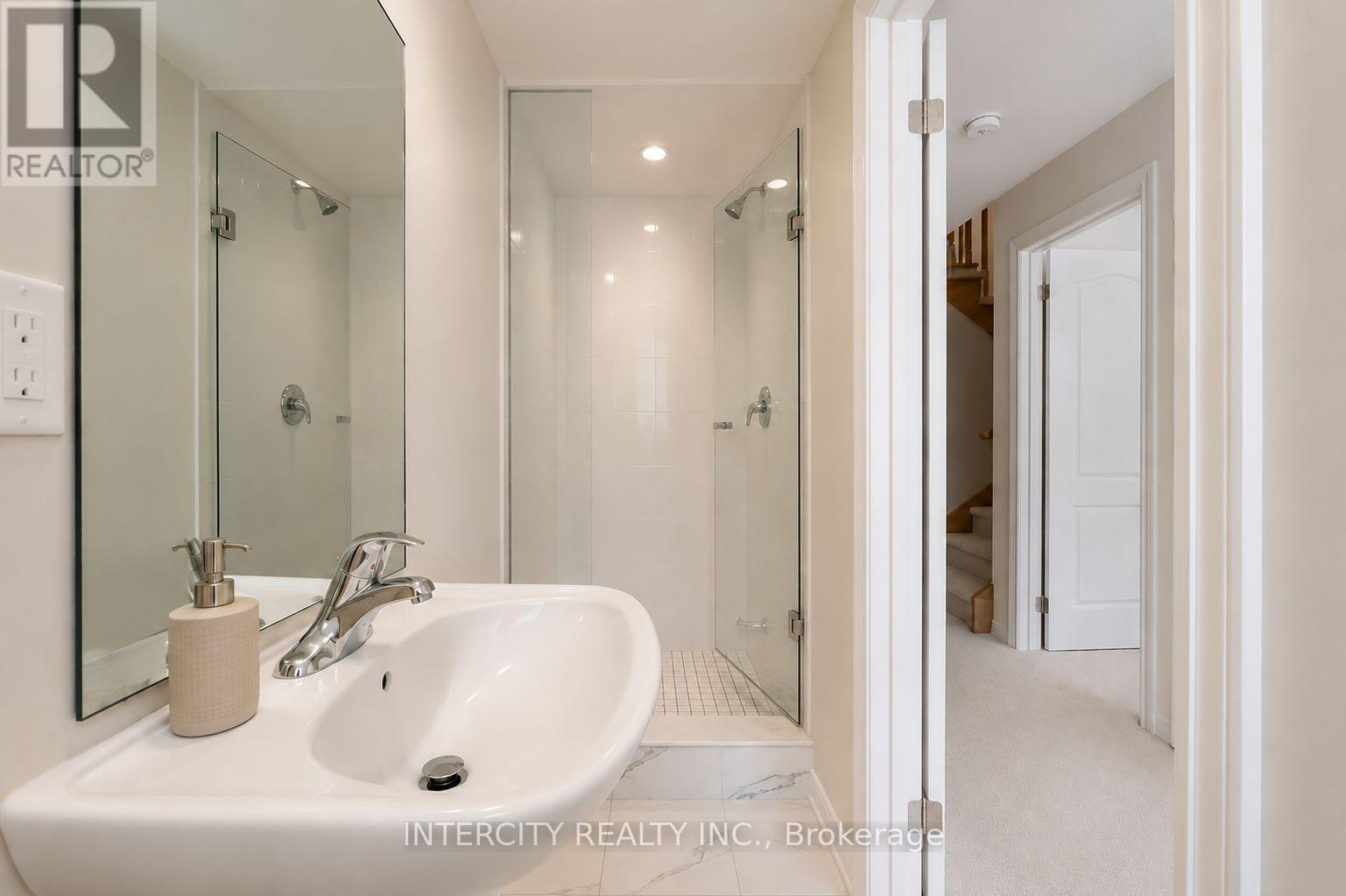 19 Senay Circle, Clarington, Ontario  L1E 0H8 - Photo 20 - E13583514