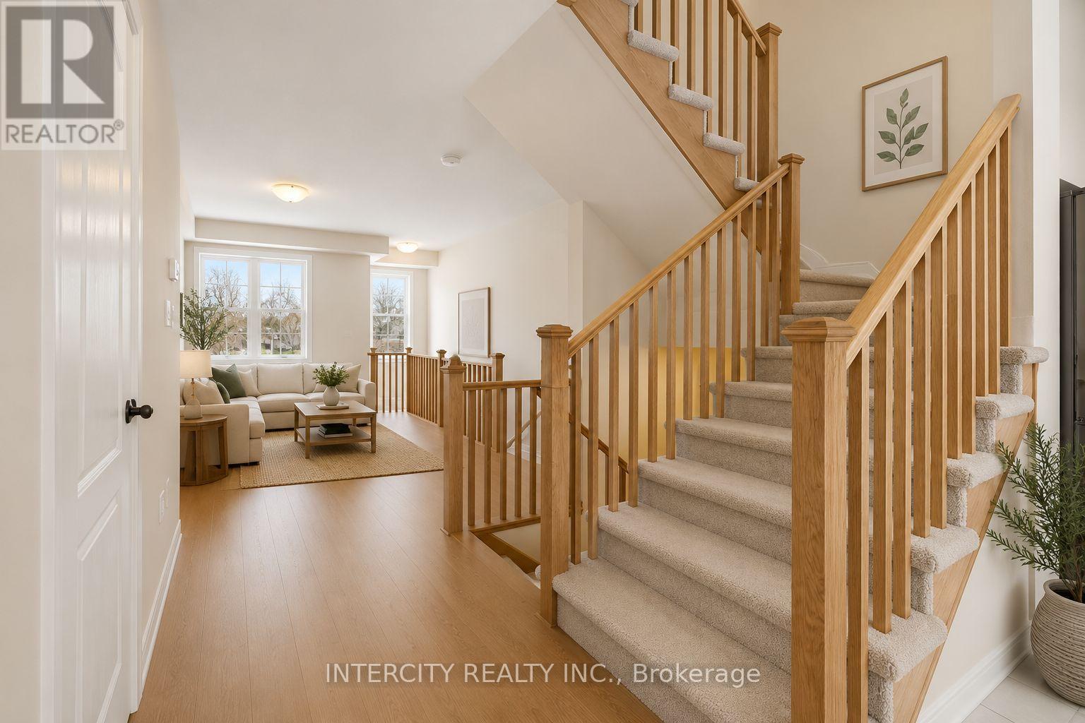19 Senay Circle, Clarington, Ontario  L1E 0H8 - Photo 5 - E13583514