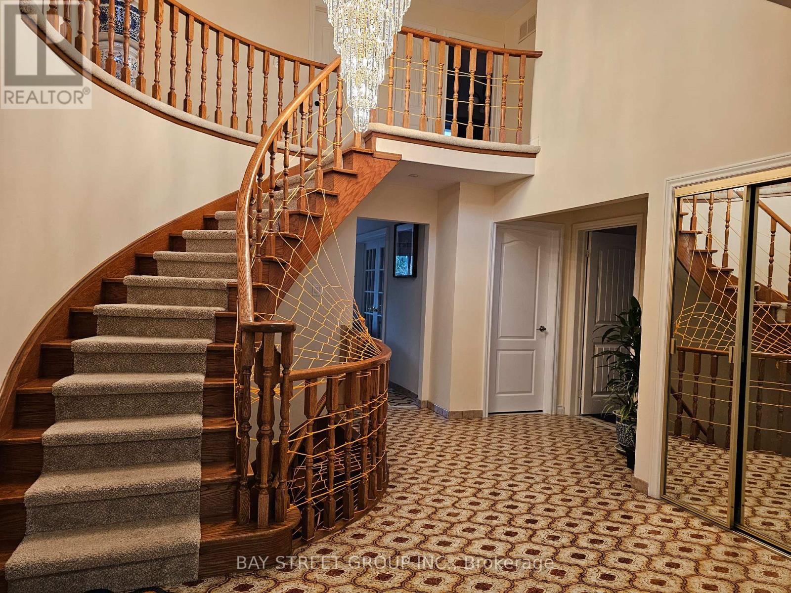 29 Elmartin Drive, Toronto, Ontario  M1W 3C6 - Photo 2 - E13583528