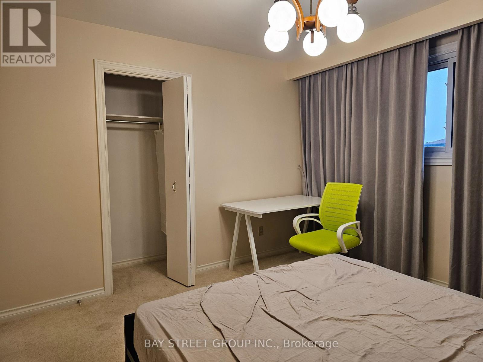 29 Elmartin Drive, Toronto, Ontario  M1W 3C6 - Photo 7 - E13583528