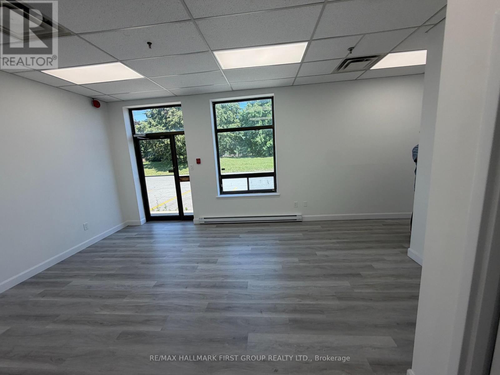 #7&8 - 400 Monarch Avenue, Ajax, Ontario  L1S 3W6 - Photo 3 - E13583626