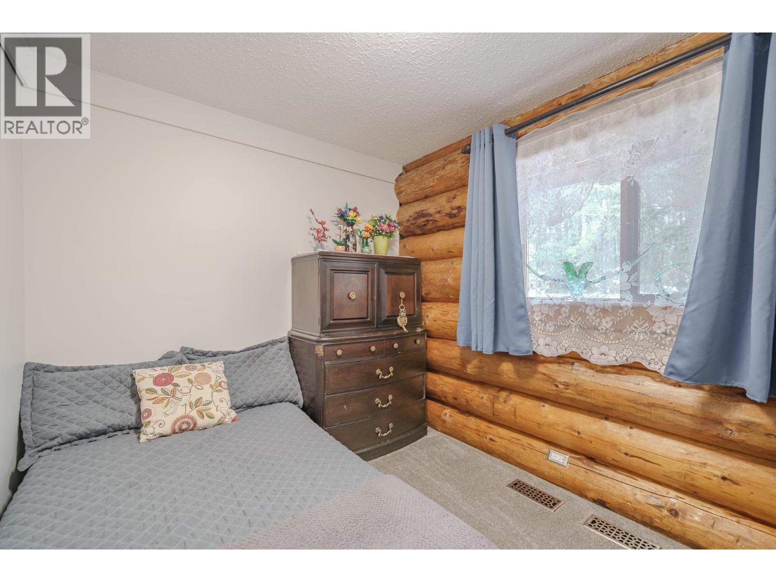 5406 Park Drive, 103 Mile House, British Columbia  V0K 2E1 - Photo 22 - R3147807
