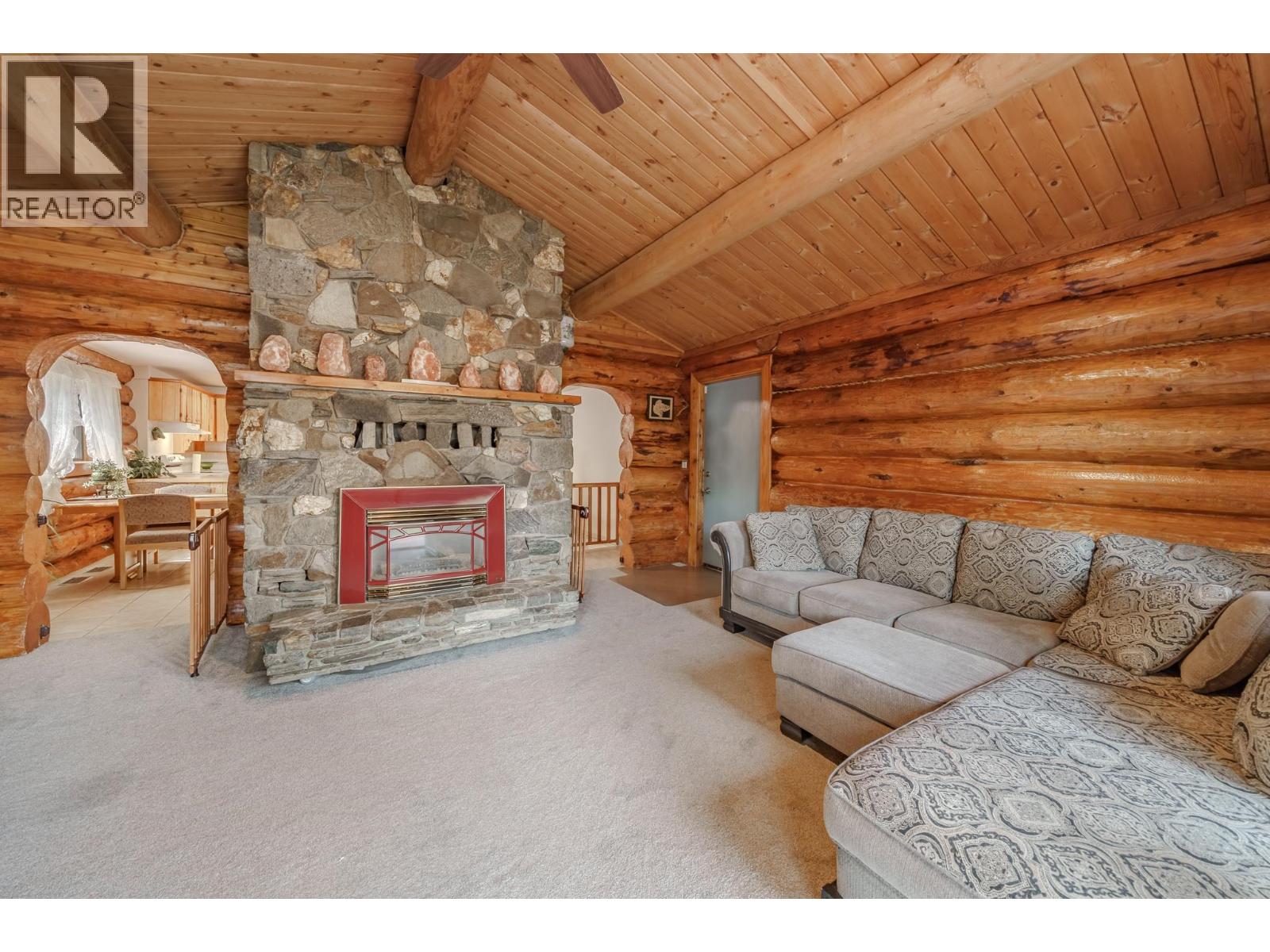 5406 Park Drive, 103 Mile House, British Columbia  V0K 2E1 - Photo 3 - R3147807