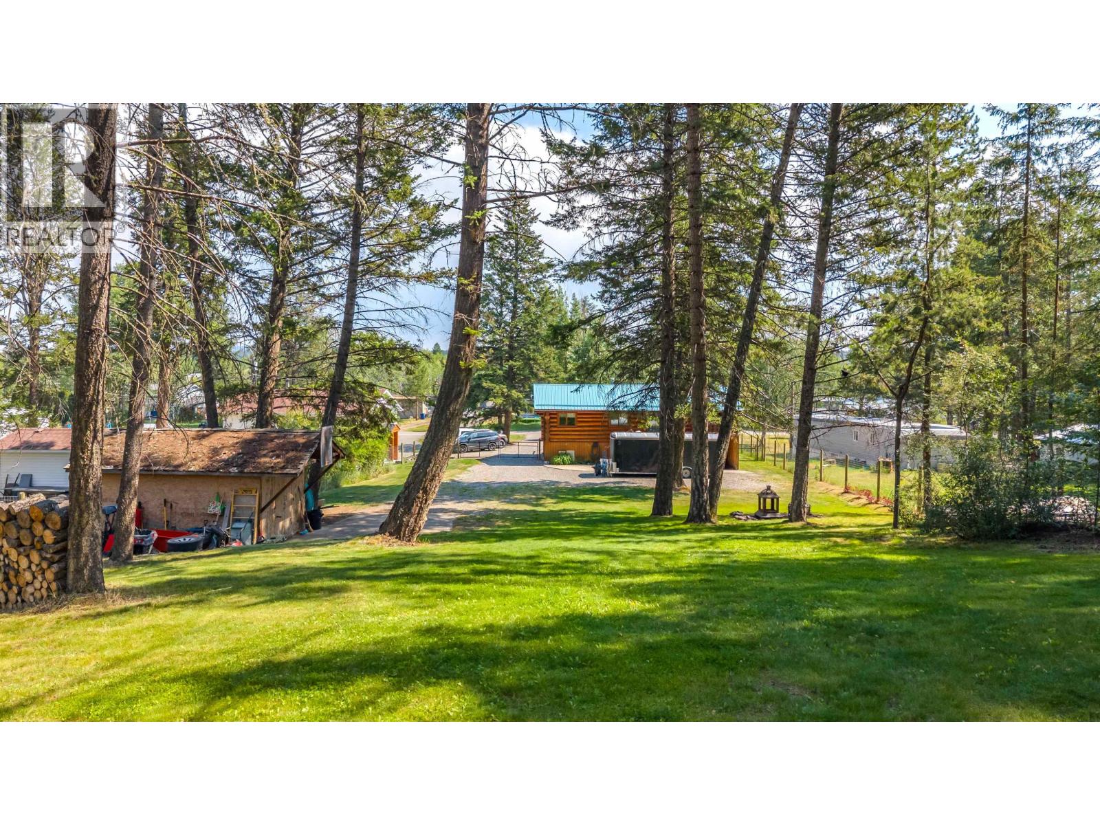 5406 Park Drive, 103 Mile House, British Columbia  V0K 2E1 - Photo 36 - R3147807