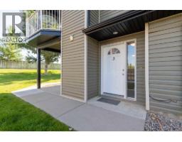 3, 750 Heritage Boulevard W, Lethbridge, Alberta