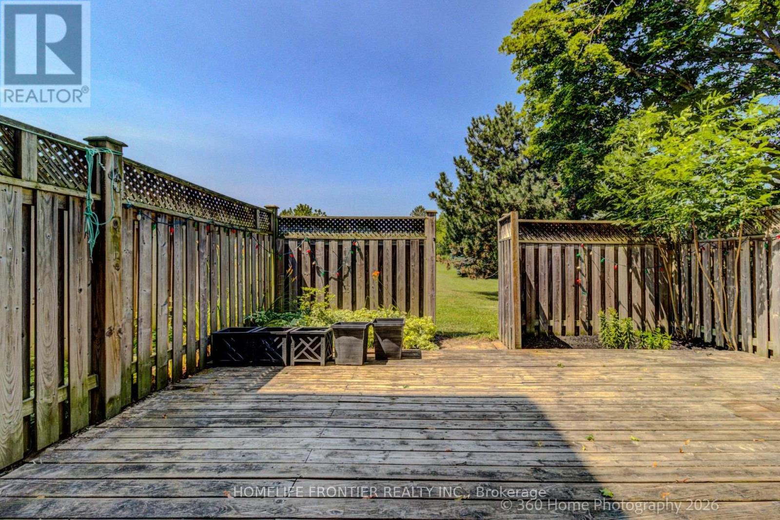 92 Poplar Crescent W, Aurora, Ontario L4G 3L3 - Photo 29 - N13583334