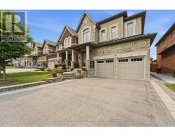 68 DUGGAN STREET, Aurora, Ontario