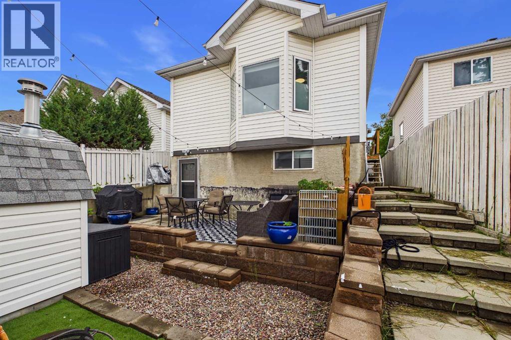 58 Hidden Crescent Nw, Calgary, Alberta  T3A 5L4 - Photo 36 - A2326842