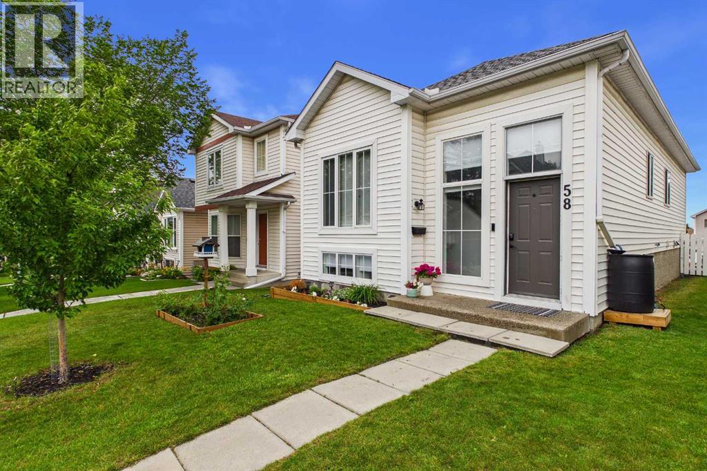 58 Hidden Crescent Nw, Calgary, Alberta  T3A 5L4 - Photo 2 - A2326842