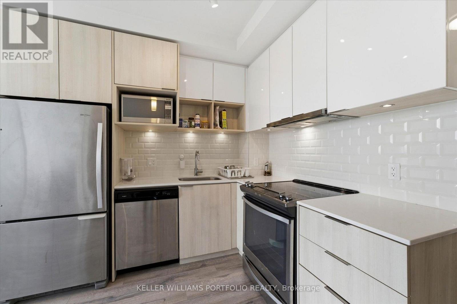 626 - 52 Forest Manor Road, Toronto, Ontario  M2J 0E2 - Photo 5 - C13466046