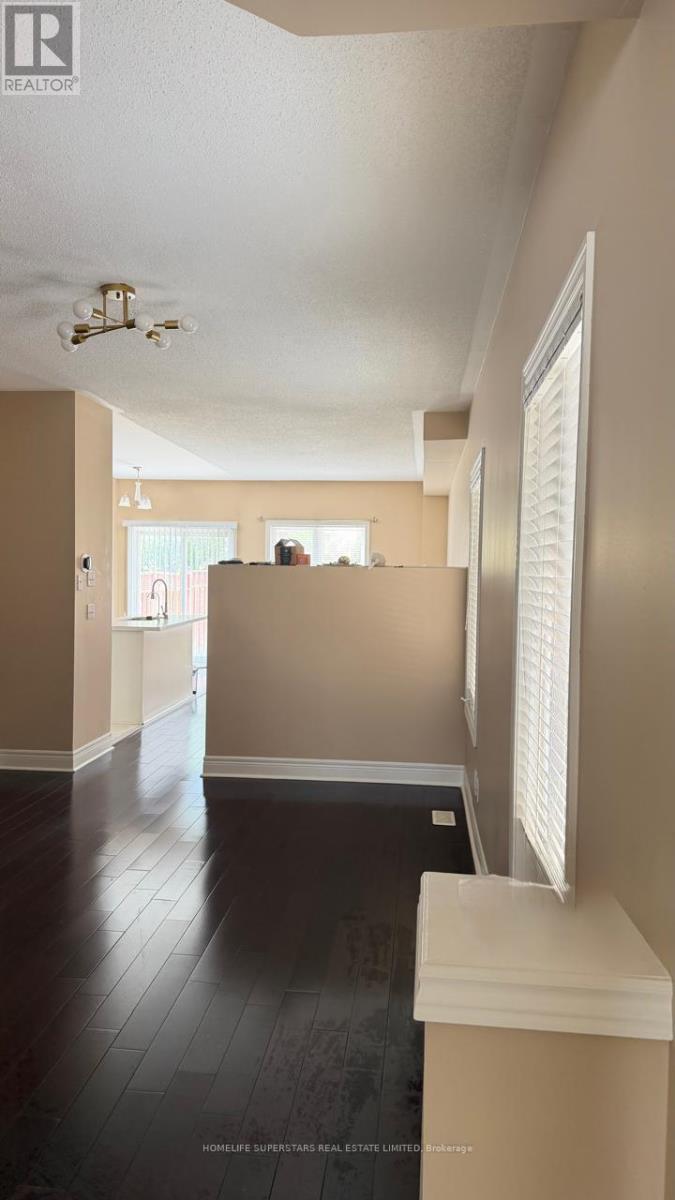 3661 Bala Drive, Mississauga, Ontario  L5M 7N1 - Photo 3 - W13583664
