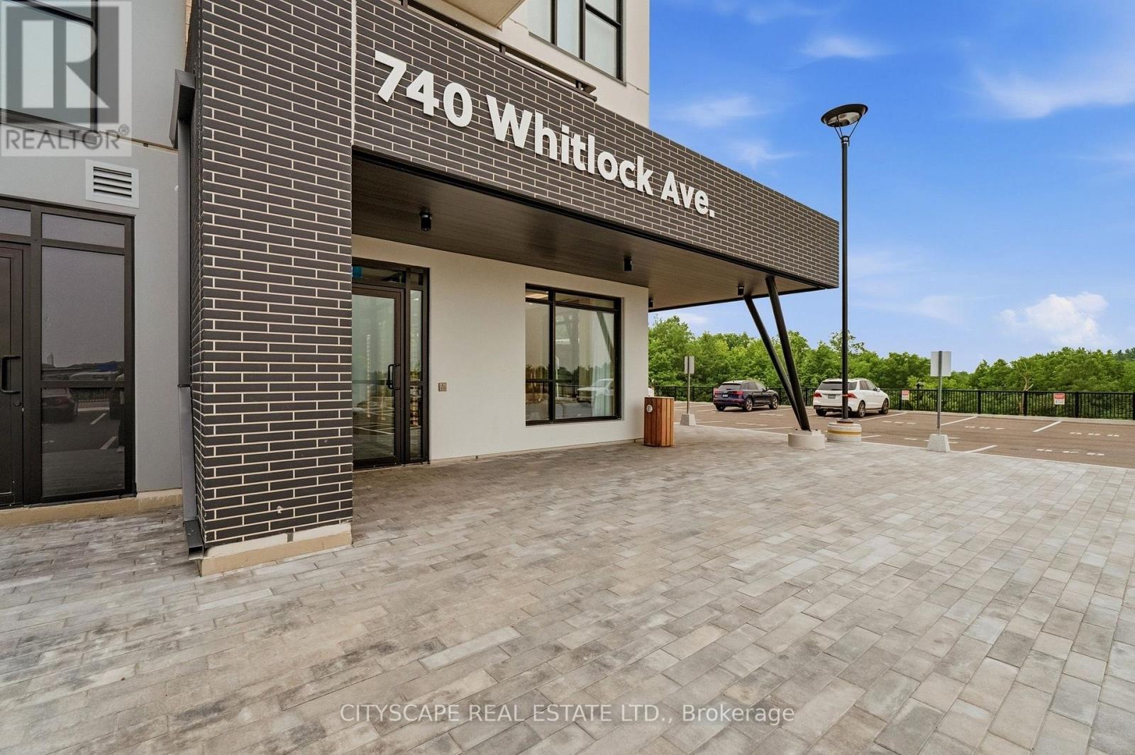 302 - 740 Whitlock Avenue, Milton, Ontario  L9E 2B6 - Photo 3 - W13583674