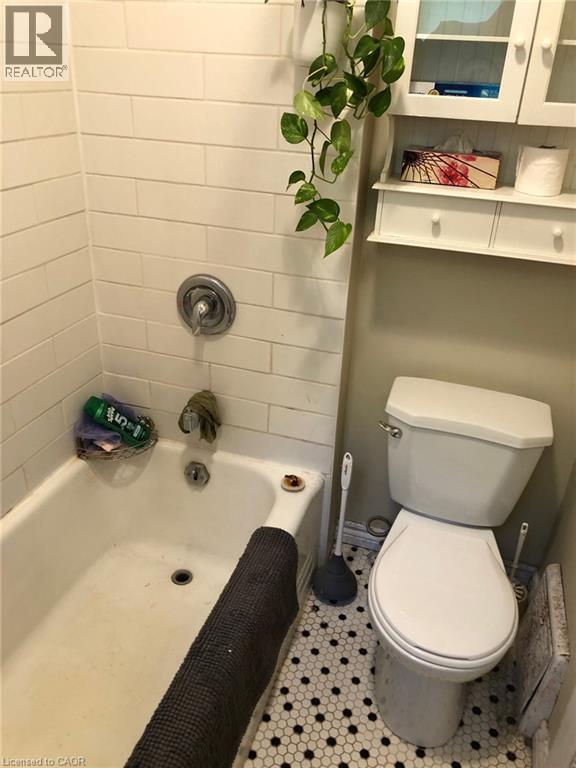 70 Belview Avenue Unit# 2, Hamilton, Ontario  L8L 7K8 - Photo 11 - 40849498