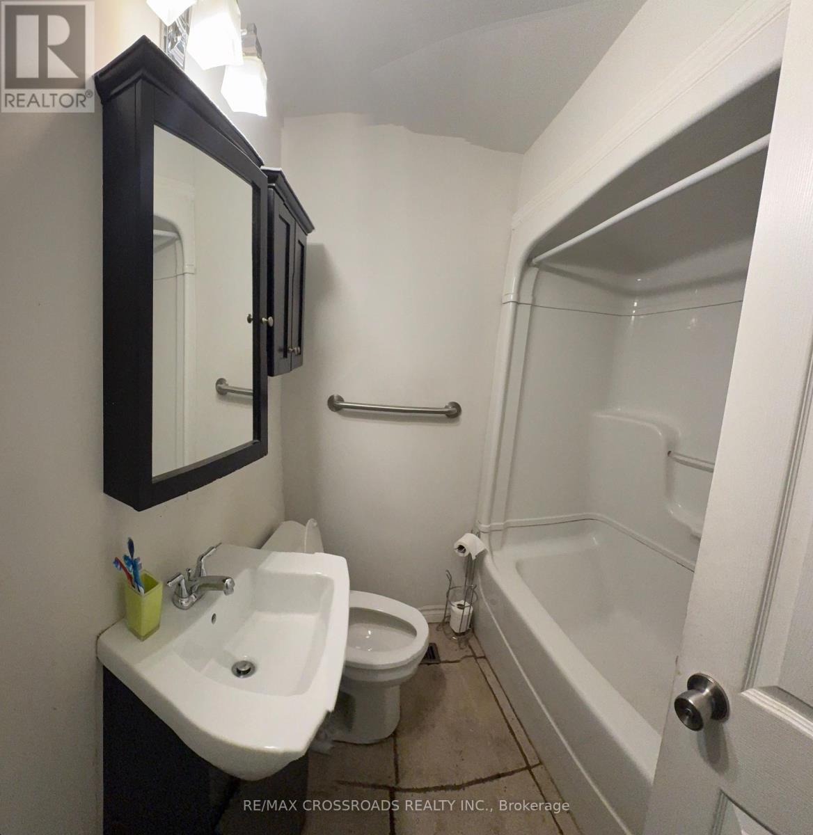 62 Sanders Boulevard, Hamilton, Ontario L8S 3J7 - Photo 13 - X13583358