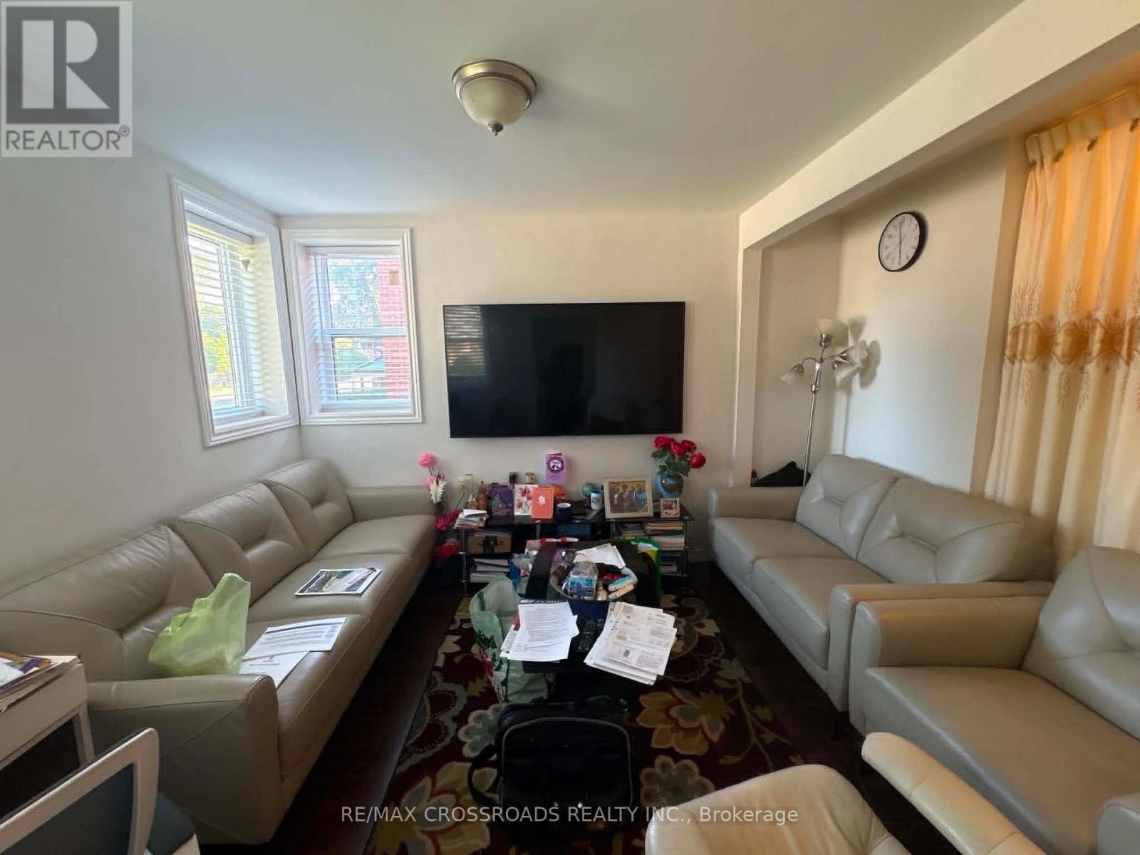 62 Sanders Boulevard, Hamilton, Ontario L8S 3J7 - Photo 4 - X13583358