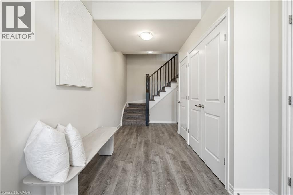 19 Picardy Drive Unit# 62, Stoney Creek, Ontario  L8J 0M7 - Photo 3 - 40849523