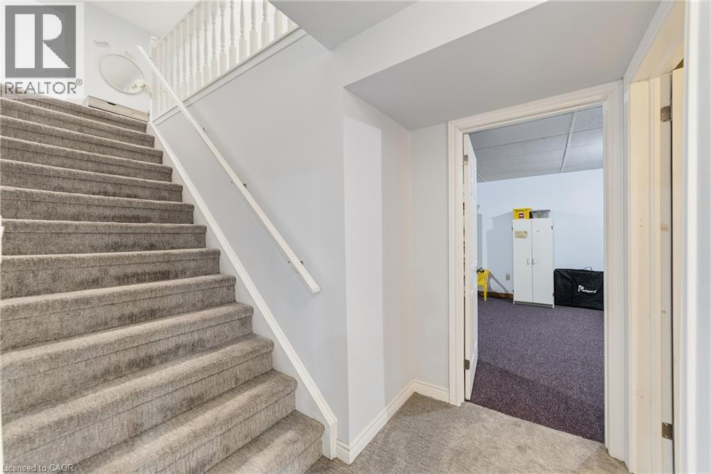 1 Banburry Crescent, Grimsby, Ontario  L3M 4R8 - Photo 22 - 40849497
