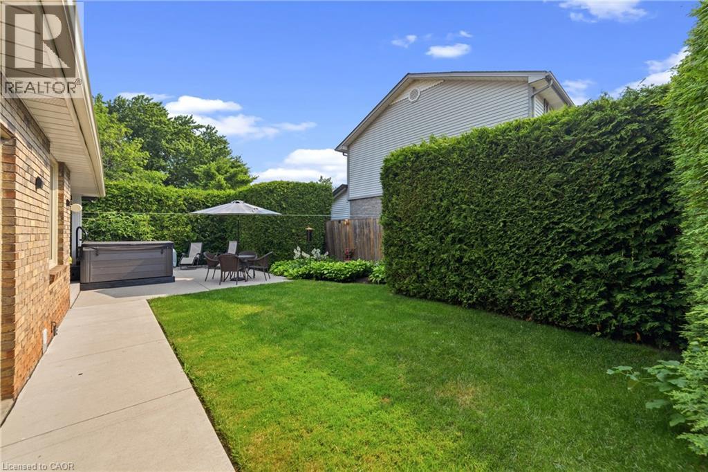 1 Banburry Crescent, Grimsby, Ontario  L3M 4R8 - Photo 30 - 40849497