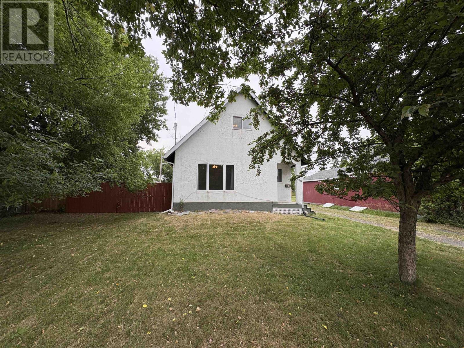 308 Third St W, Fort Frances, Ontario  P9A 3A7 - Photo 43 - TB2602012
