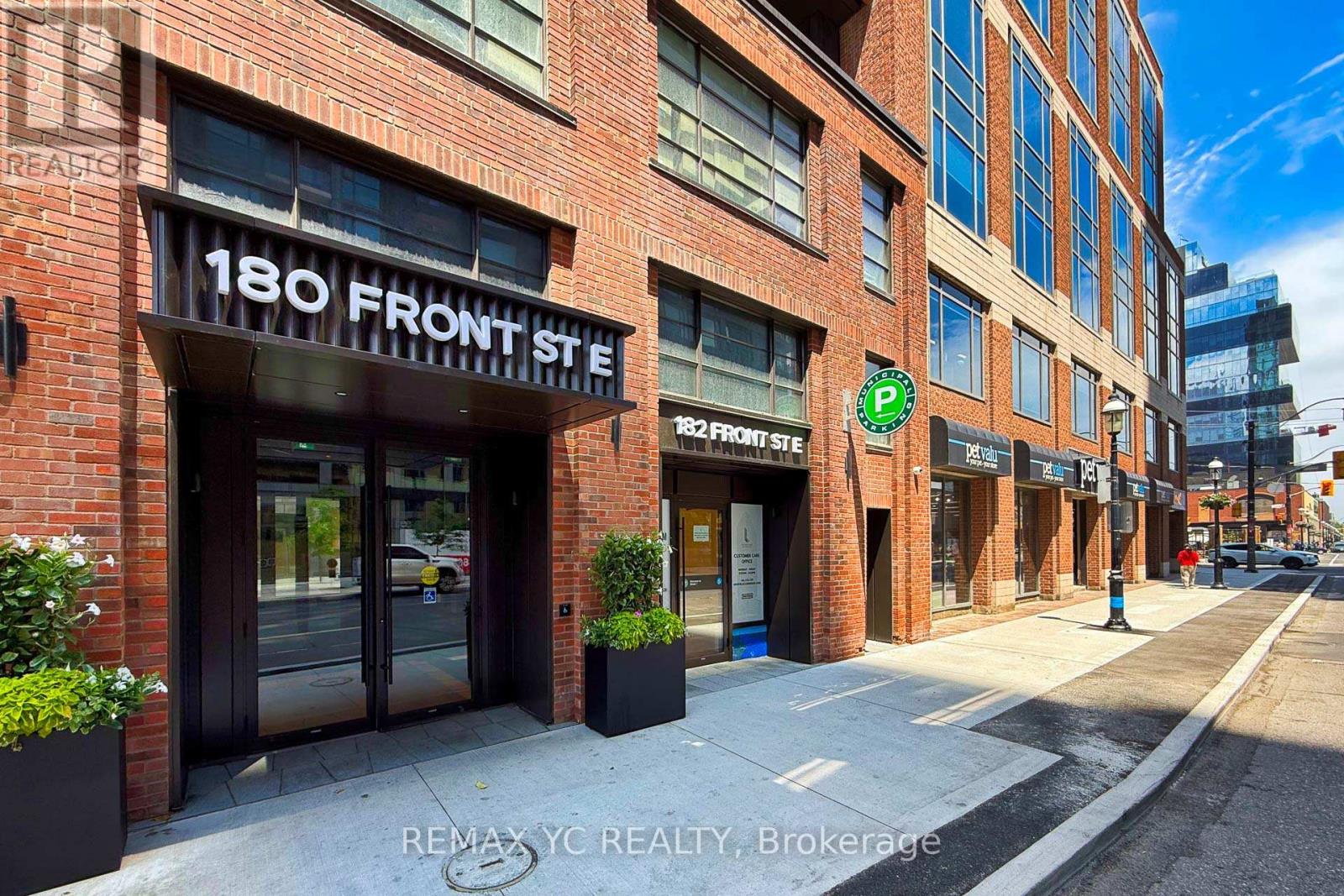 3303 - 180 FRONT STREET E, Toronto, Ontario