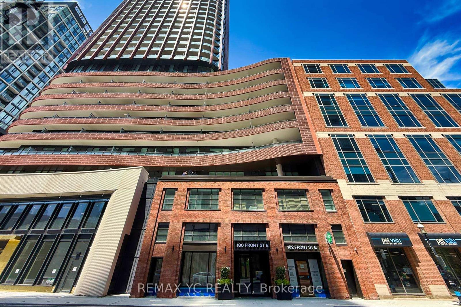 3303 - 180 Front Street E, Toronto, Ontario  M5A 0A9 - Photo 37 - C13583804