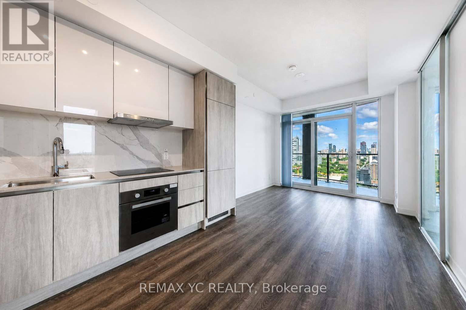 3303 - 180 Front Street E, Toronto, Ontario  M5A 0A9 - Photo 6 - C13583804