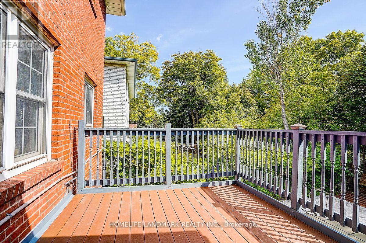 19 Stubbs Drive, Toronto, Ontario  M2L 2R2 - Photo 15 - C13583814