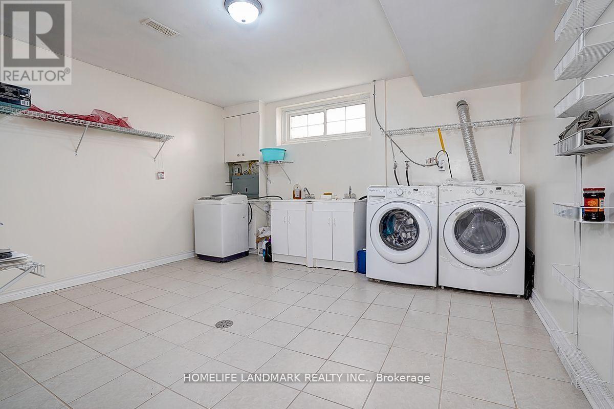 19 Stubbs Drive, Toronto, Ontario  M2L 2R2 - Photo 23 - C13583814