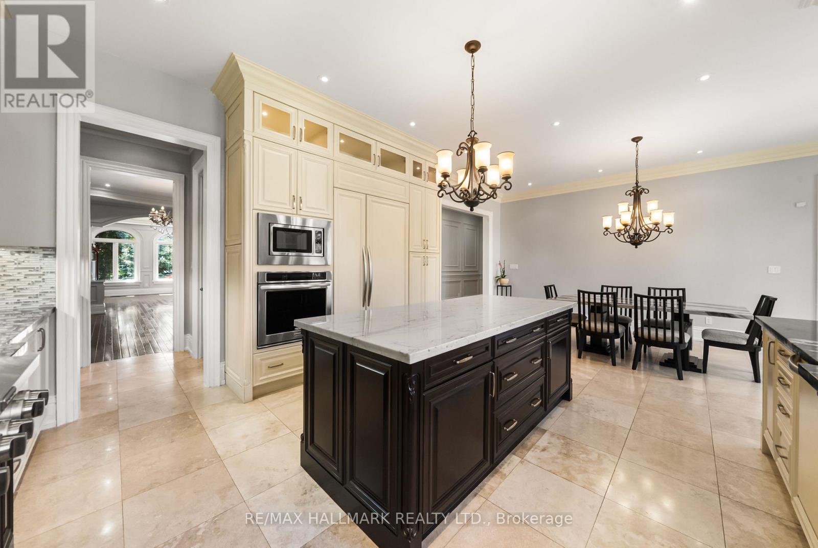 34 May Avenue, Richmond Hill (North Richvale), Ontario  L4C 3S6 - Photo 13 - N13583718