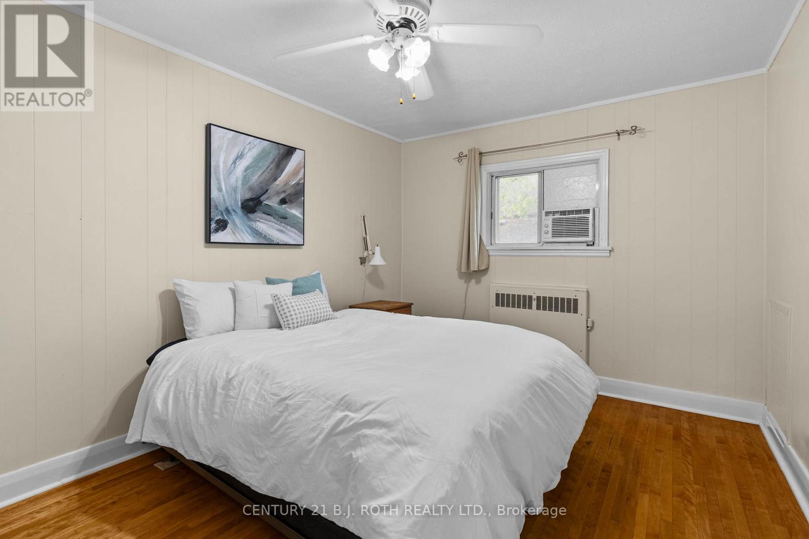 52 Marcus Street, Barrie (Allandale), Ontario  L4N 3L8 - Photo 13 - S13583732