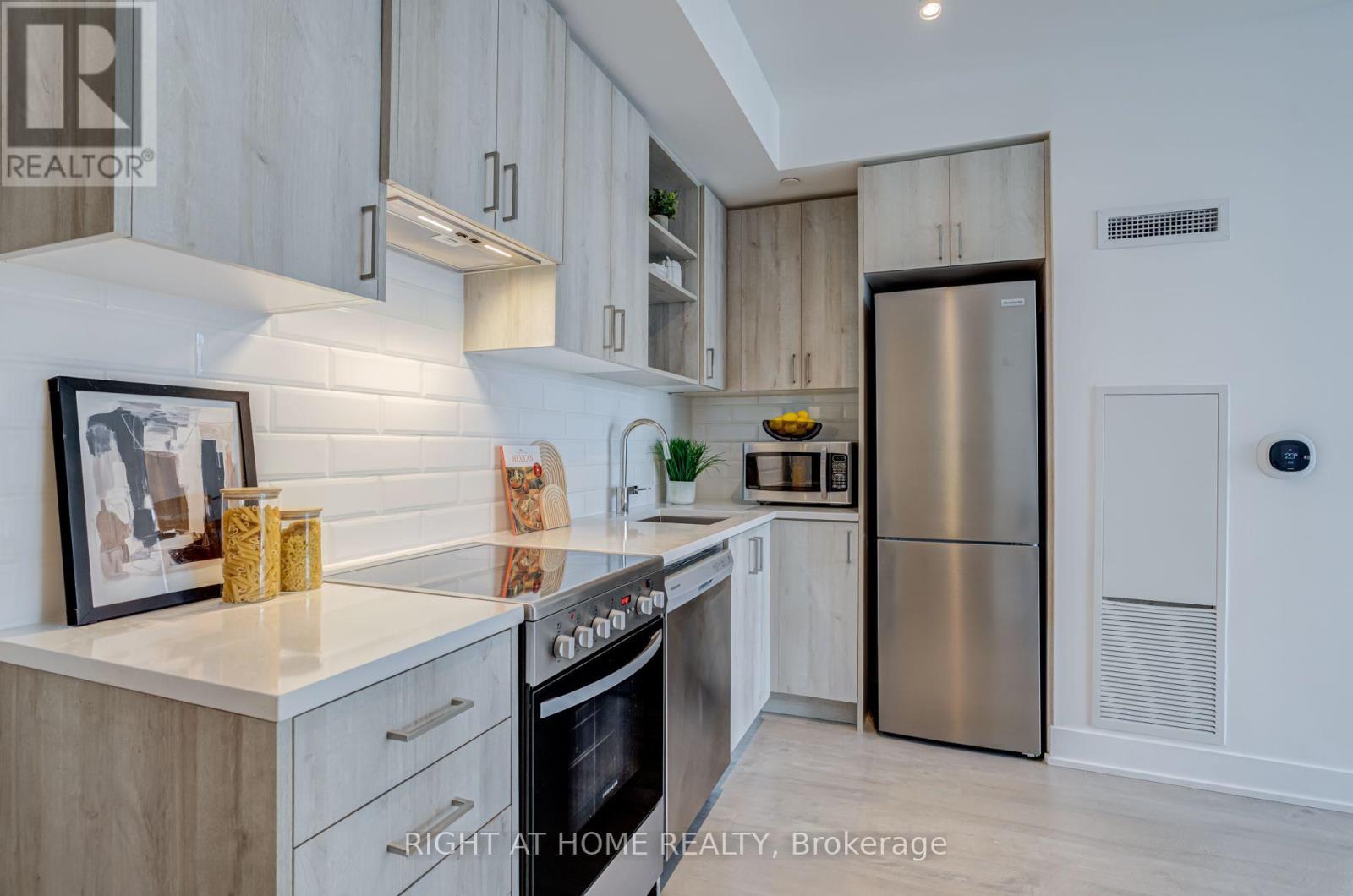 707 - 50 George Butchart Drive, Toronto, Ontario M3K 2C5 - Photo 11 - W13583696
