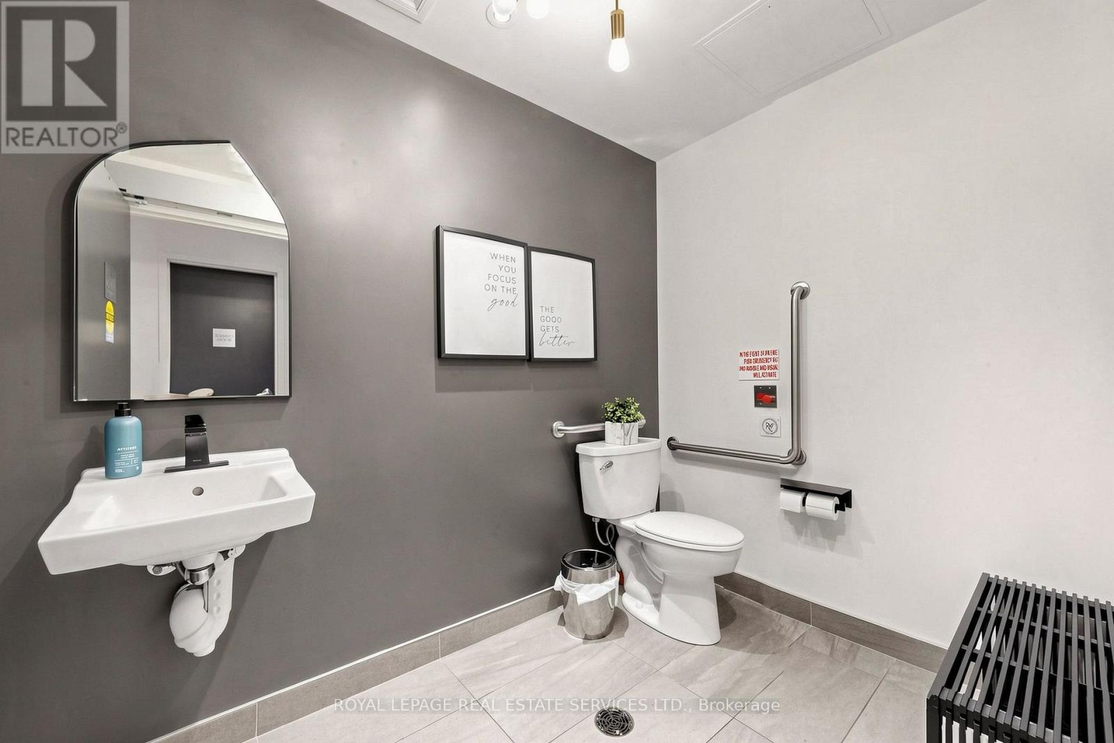 126 - 171 Liberty Street E, Toronto, Ontario  M6K 3K4 - Photo 33 - W13583700