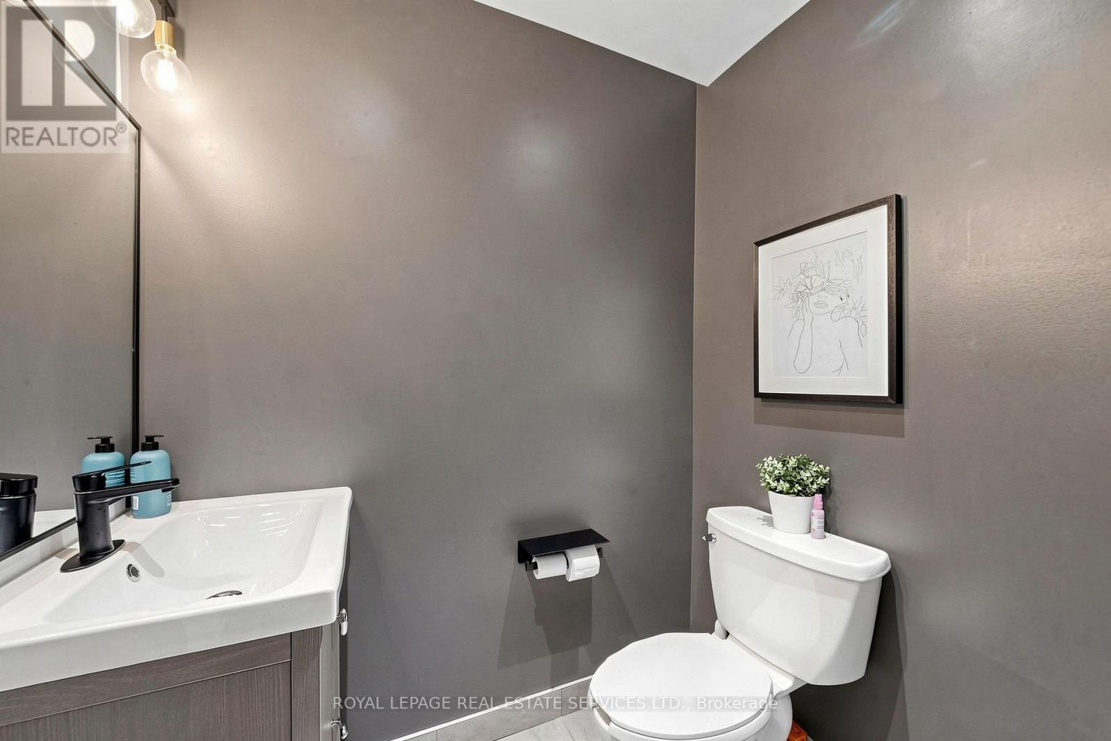 126 - 171 Liberty Street E, Toronto, Ontario  M6K 3K4 - Photo 34 - W13583700
