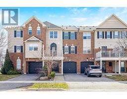 3032 DRUMLOCH AVENUE, Oakville, Ontario