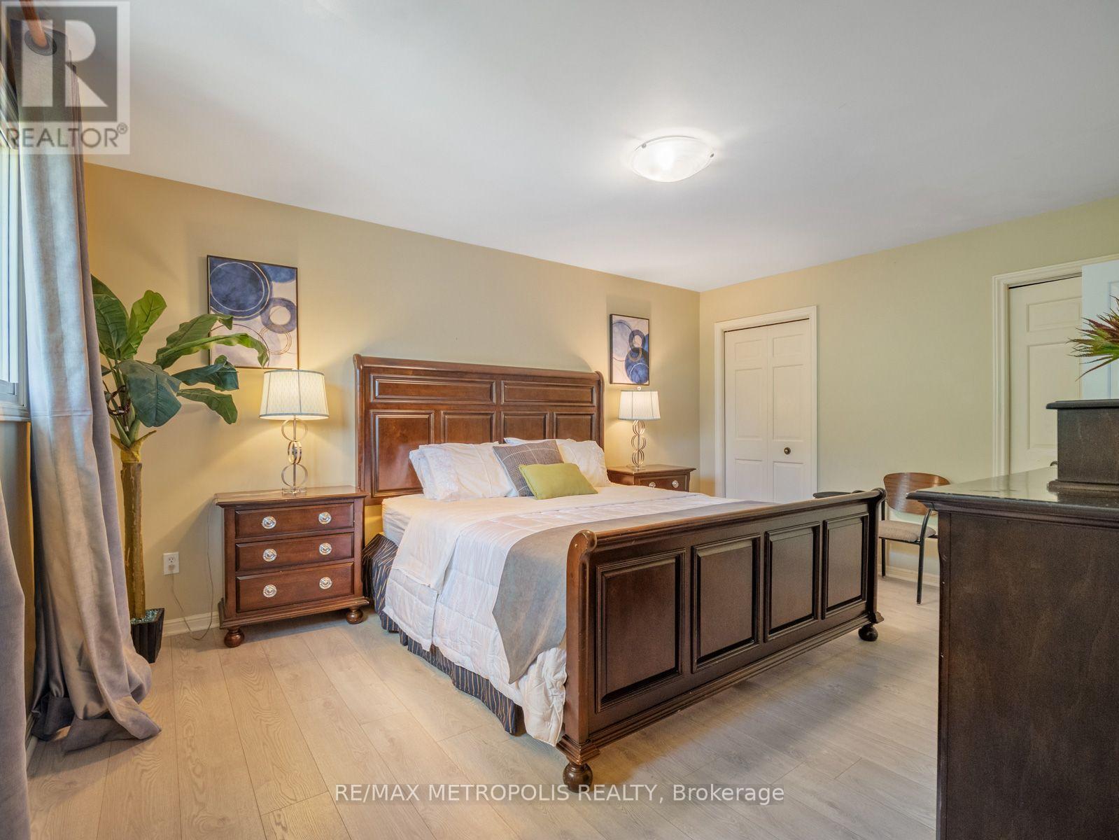 144 All Saints Crescent, Oakville, Ontario  L6J 5Y8 - Photo 26 - W13583826