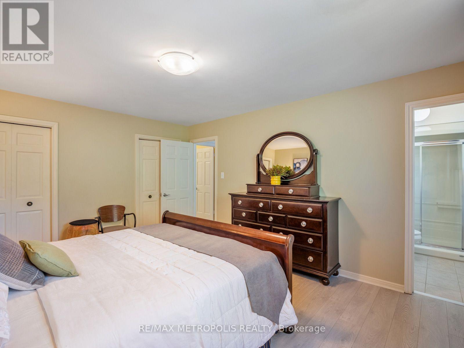144 All Saints Crescent, Oakville, Ontario  L6J 5Y8 - Photo 27 - W13583826