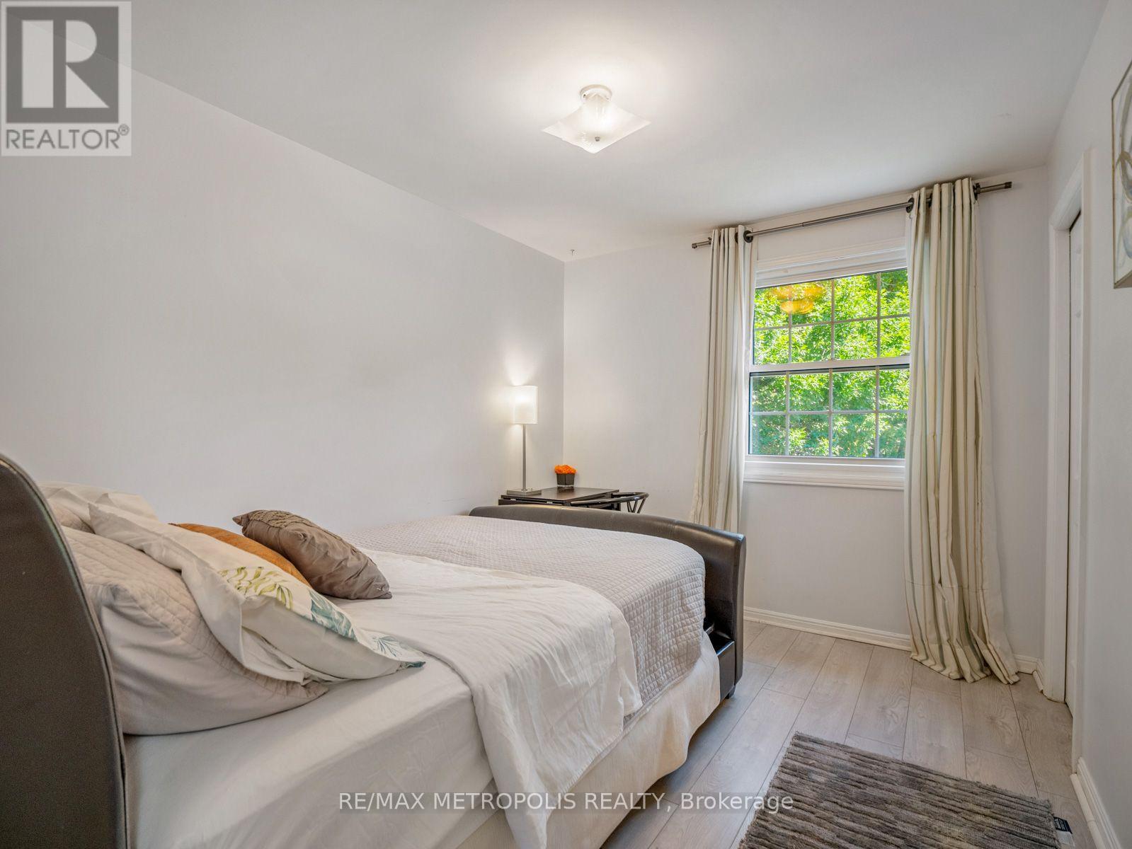 144 All Saints Crescent, Oakville, Ontario  L6J 5Y8 - Photo 31 - W13583826