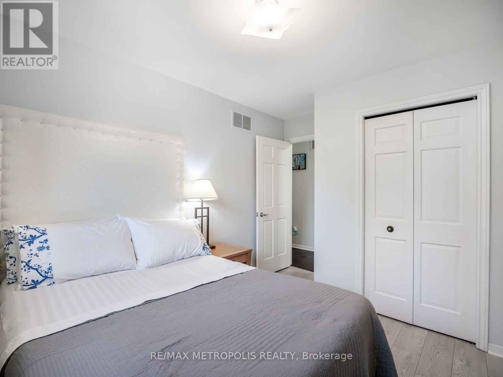 144 All Saints Crescent, Oakville, Ontario  L6J 5Y8 - Photo 35 - W13583826