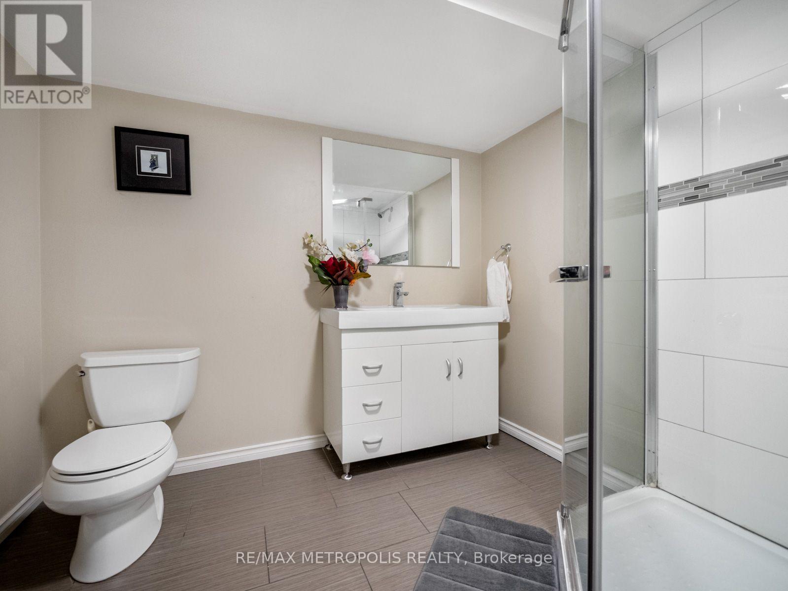 144 All Saints Crescent, Oakville, Ontario  L6J 5Y8 - Photo 39 - W13583826