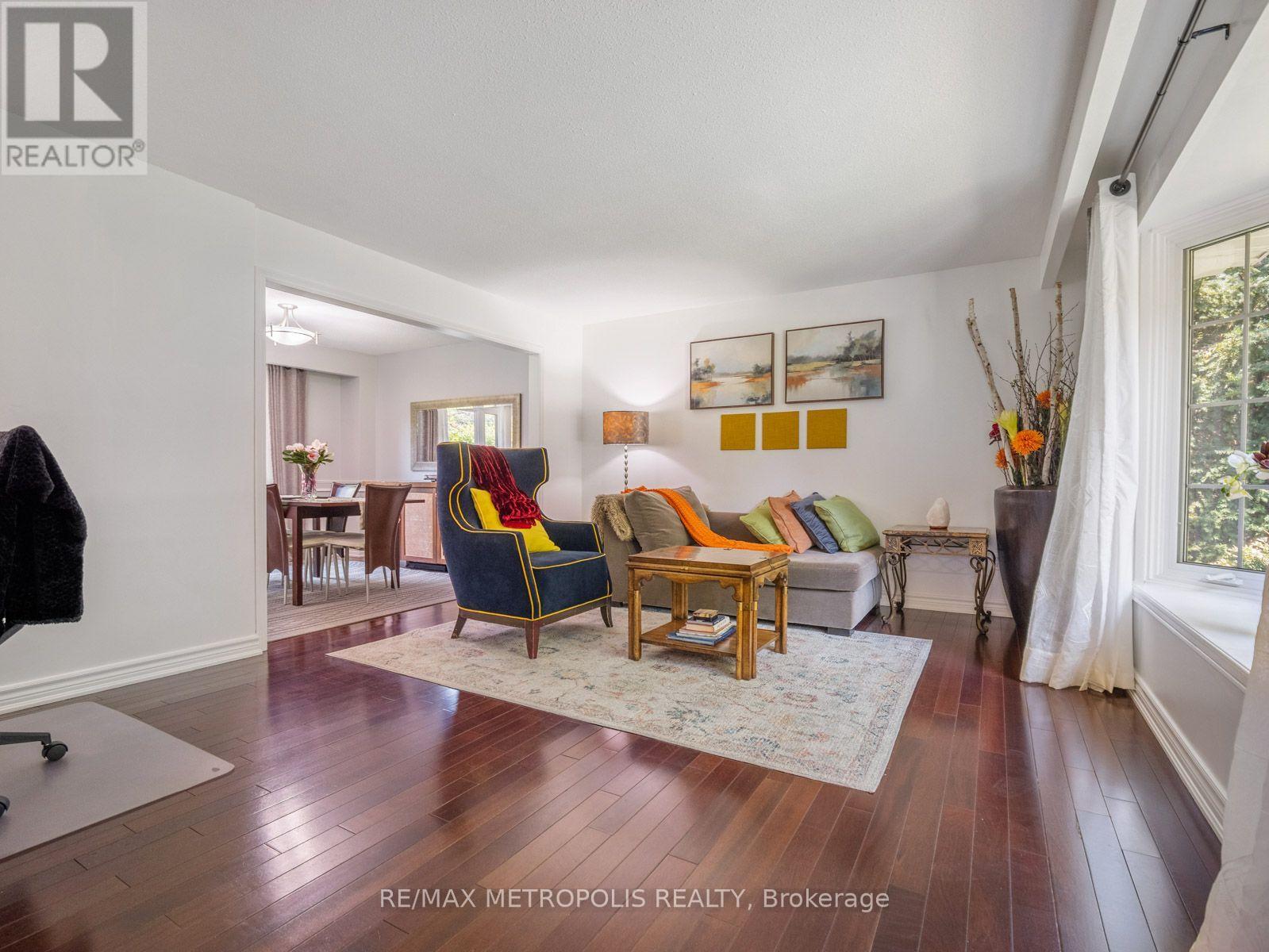 144 All Saints Crescent, Oakville, Ontario  L6J 5Y8 - Photo 6 - W13583826