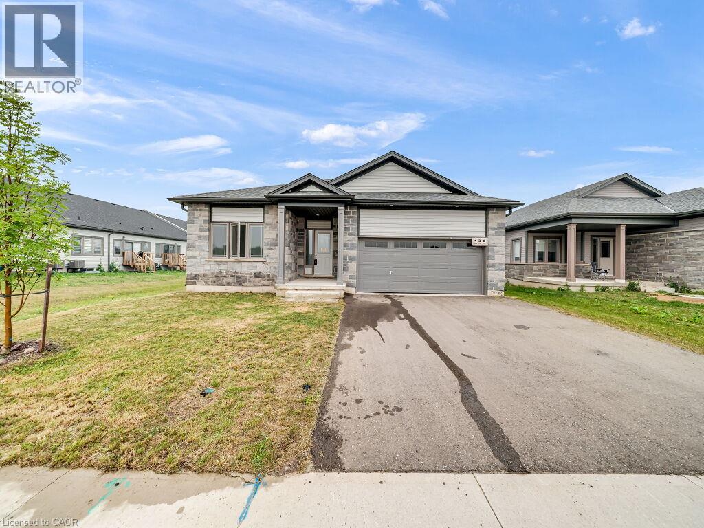 138 Saunders Street, Atwood, Ontario  N0G 1B0 - Photo 2 - 40848820